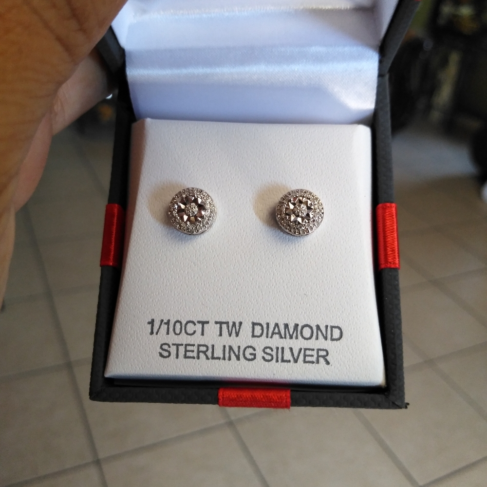 Aretes